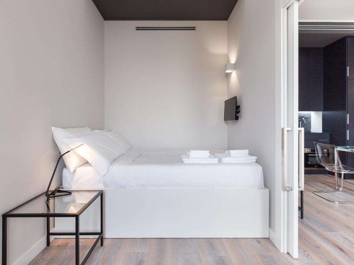Easyhomes-City Centre Suites ميلان المظهر الخارجي الصورة