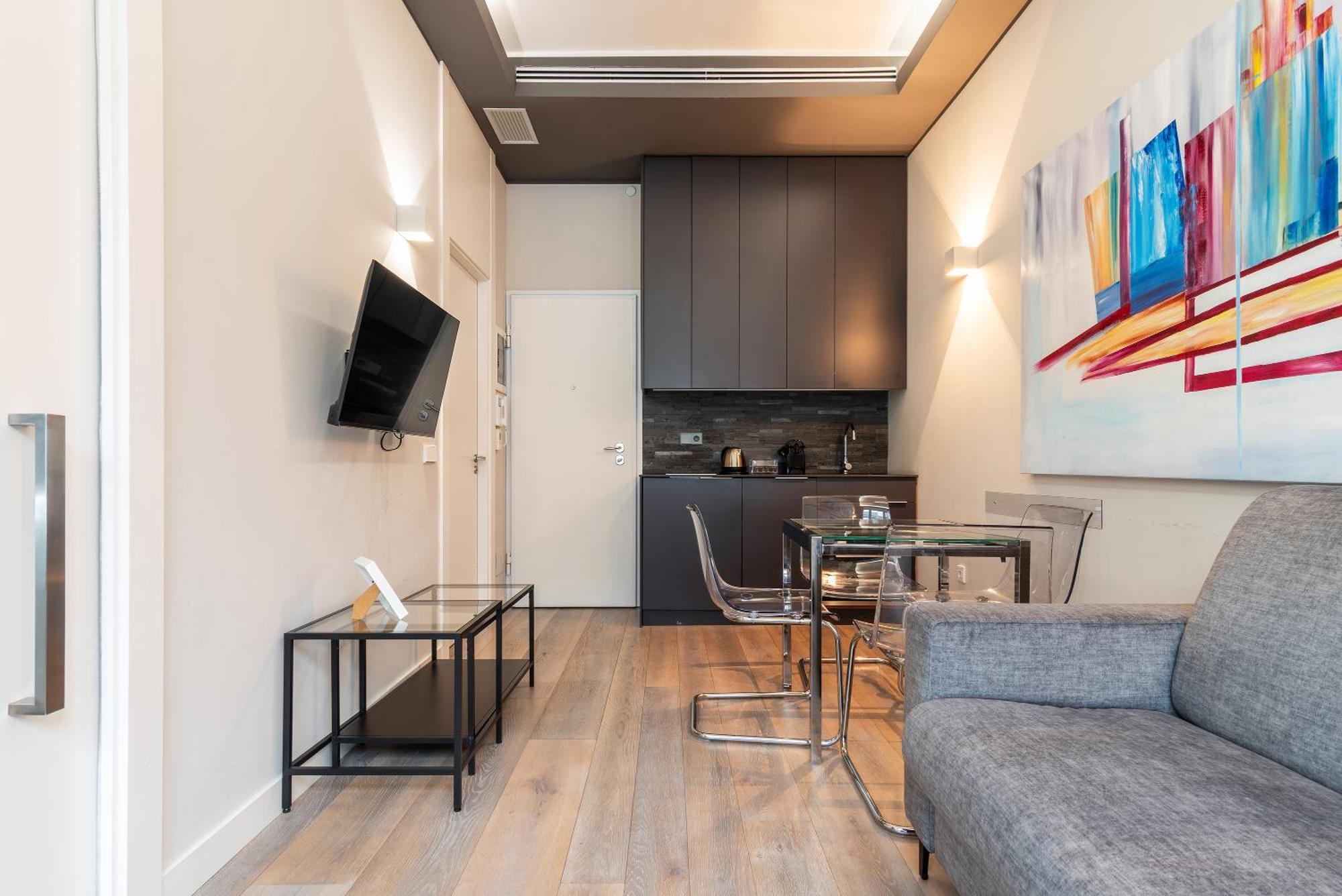 Easyhomes-City Centre Suites ميلان المظهر الخارجي الصورة