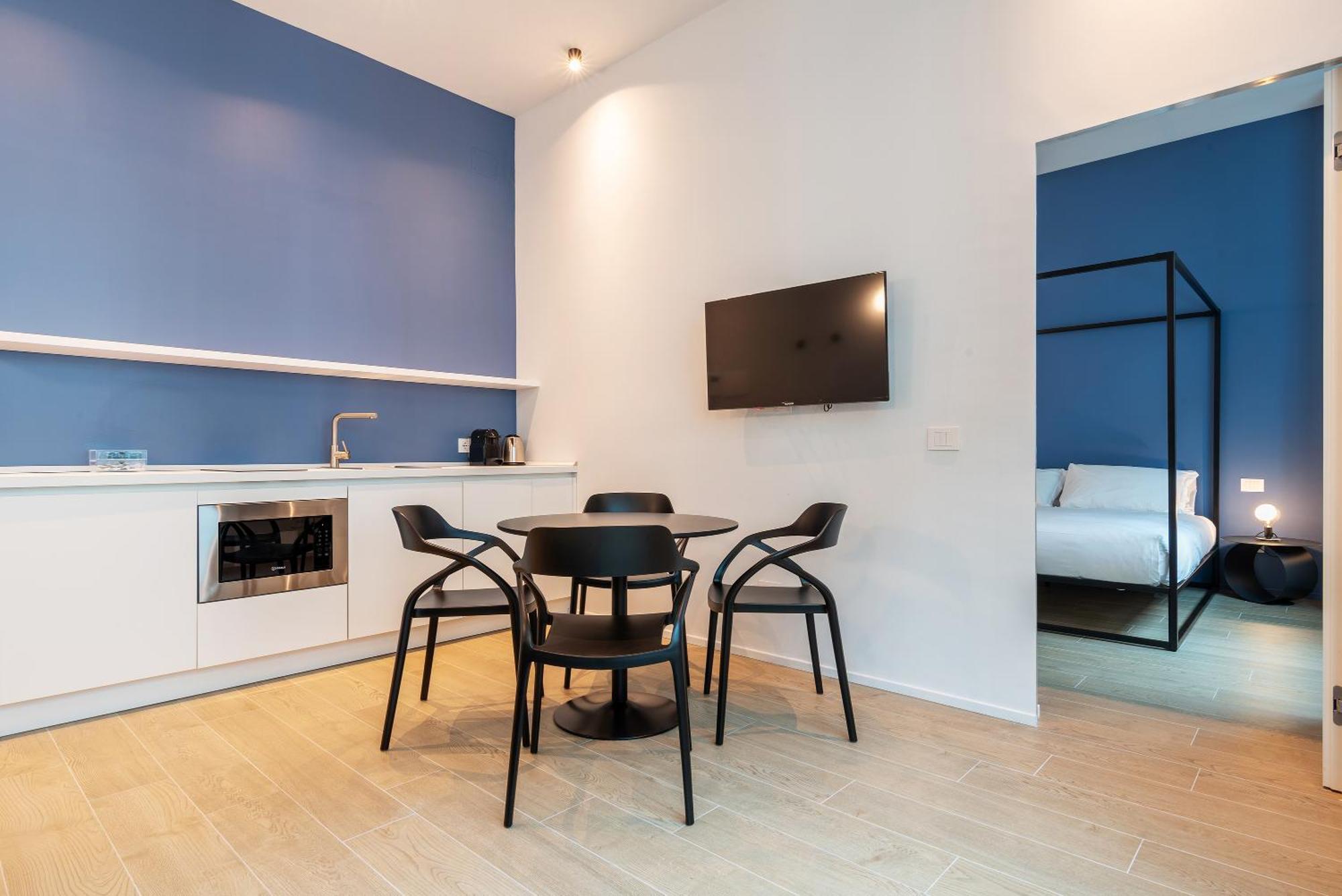 Easyhomes-City Centre Suites ميلان المظهر الخارجي الصورة