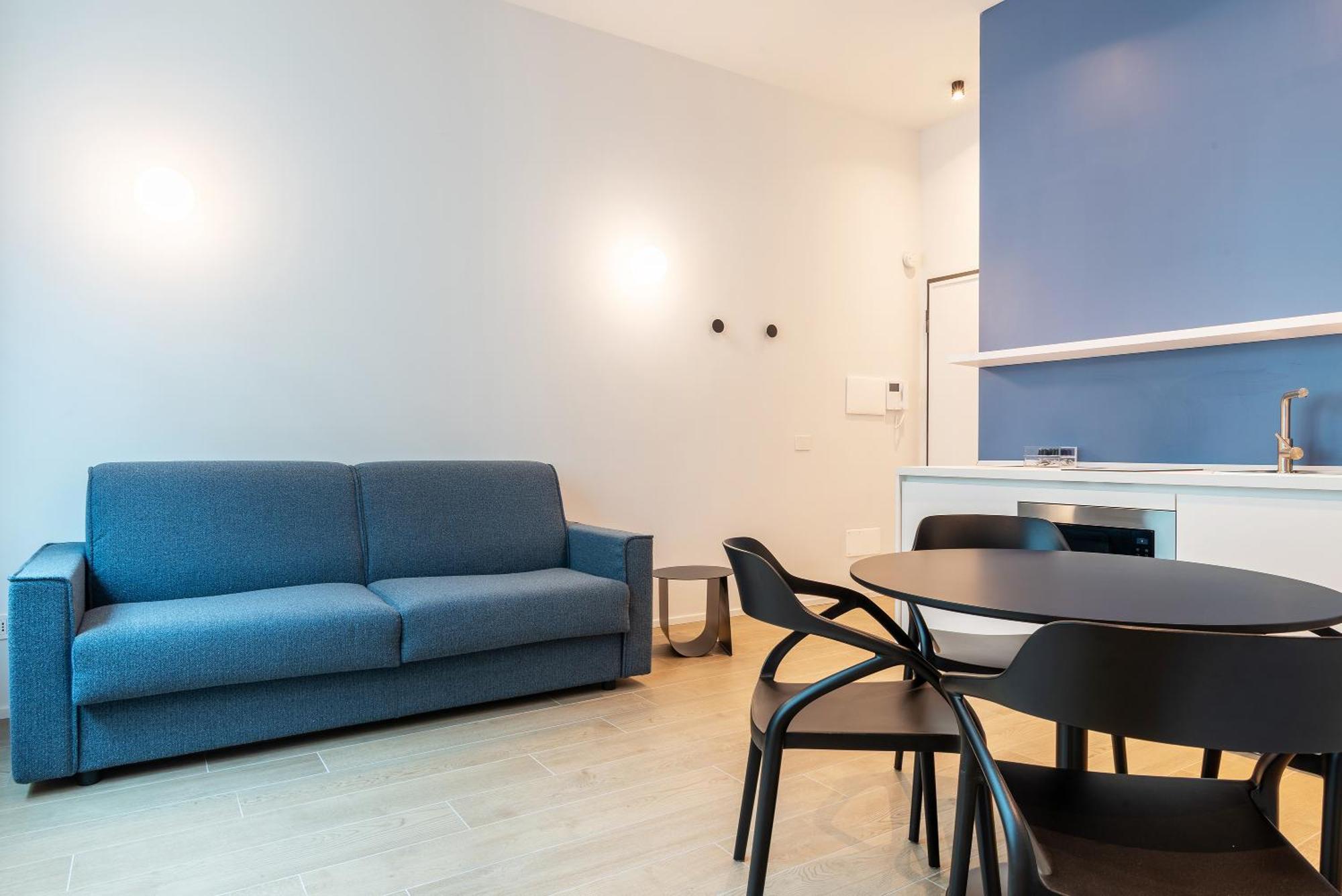 Easyhomes-City Centre Suites ميلان المظهر الخارجي الصورة